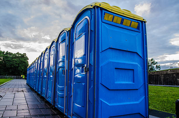 Best Affordable portable toilet rental  in Waukegan, IL